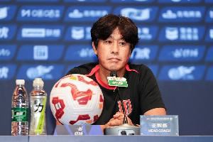 和好了吗？徐正源：与俱乐部已沟通过，我相信我们会有美好的未来