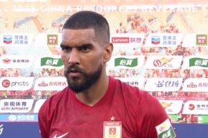 奥莫伊胡安弗：我们比赛的过程值得坚持，踝关节伤不是特别严重