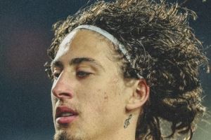 祝小火柴23岁生日快乐！🇵🇹