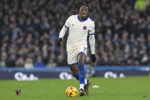 记者：尼奥姆SC终止对迪萨西的兴趣，前者现在有其他中卫引援目标