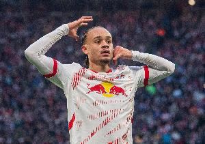 记者：西蒙斯社媒简介删除RB莱比锡 莱比锡在等待切尔西书面报价