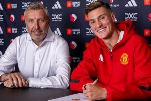 TA：曼联原本想签德拉普，美国行期间确定要买塞斯科&前后考察7年