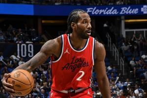 规避工资帽？小卡去年续约3年1.4951亿非顶薪 最高可签4年超2.2亿