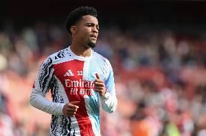 罗马诺：多特为恩瓦内里开出高额转会费 蓝军也有意 阿森纳均回绝