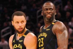 周玲安：追梦表示很庆幸能在最前排观众的位置见证库里的一切