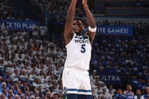 昨天是亚历山大今天是爱德华兹 超级球星总有关键时刻的表现