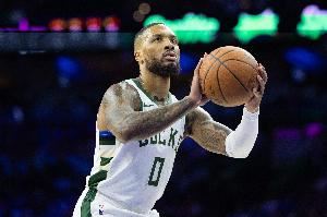 波蒂斯：大多数离队的人都会退群 不过利拉德很独特他还在群聊里